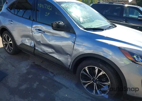 2022 Ford Escape Se from USA, damaged, VIN 1FMCU0G64NUB83961